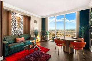 The Leopard Lounge on LV Strip - 1