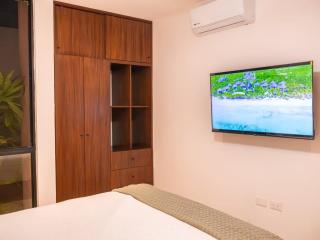 Private Pool Near Centro Montejo & Zoo 2BR - 6