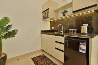 New Cairo Chic Studio on 90 South Road & EDNC& AUC - 5