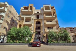New Cairo Chic Studio on 90 South Road & EDNC& AUC - 2