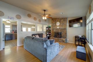 Extended East Tulsa Home w/ Fenced Yard - 9
