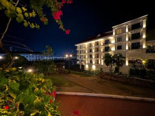 Duplex in Casco Antiguo across from the Sofitel - 8