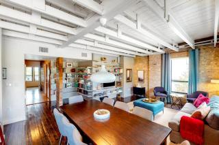 East 6th Historic Loft - 6