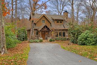 Blowing Rock Cabin Hot Tub Lake & Trout Stream 3 King Suites 2 Fireplaces - 1