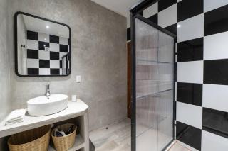 Cozy Studio Downtown Cancun + Terrace + WiFi + AC - 5