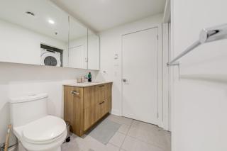 Élégant condo au cœur de lBright 2BR Downtown Montréal Condo - 9