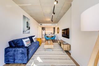 Élégant condo au cœur de lBright 2BR Downtown Montréal Condo - 2
