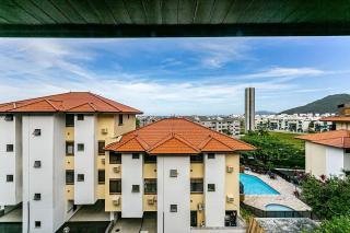 Apto com sacada e churrasq 260m Praia Brava COI302 - 9