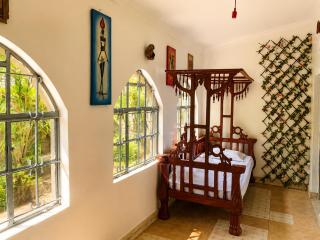 Spacious 3b Bungalow - 7