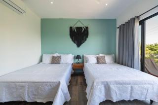 Top Location Downtown + 2 Queen Beds + AC & WiFi - 6