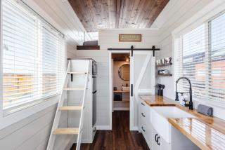 Family-Friendly Tiny Home Firepit BBQ Zion - 1