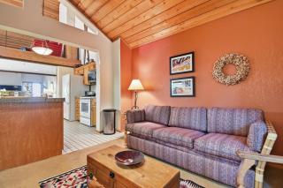 Ridgepoint Ski Escape - New Listing - 2