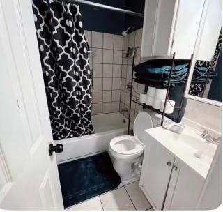 Pet friendly 2 bedroom house located in Central Okc - 4