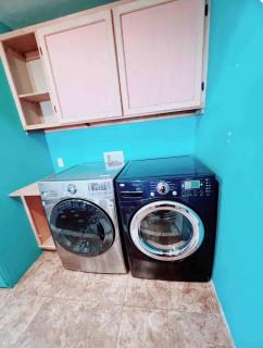 Pet friendly 2 bedroom house located in Central Okc - 2