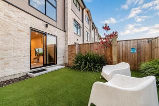 Misty Meadows Manor - Your Urban Oasis - 6
