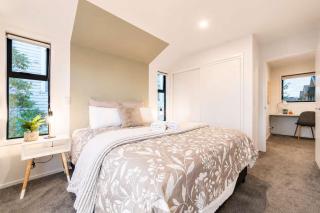 Misty Meadows Manor - Your Urban Oasis - 4
