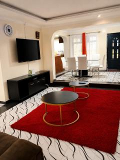 Green Hill Mansionet 3B - 3