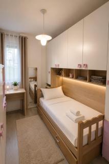 Zoo Garden Residence Apartment - 2