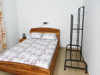 Chambre Meublée Avec Brasseur - 8