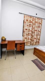 Chambre Meublée Avec Brasseur - 4