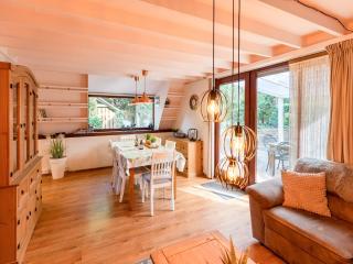 Cozy garden retreat in Lanaken - 4