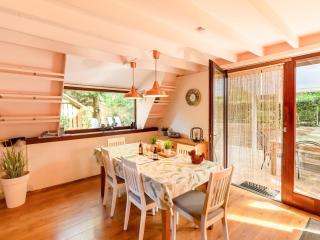 Cozy garden retreat in Lanaken - 8