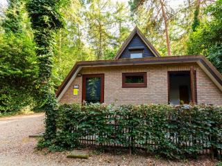 Cozy garden retreat in Lanaken - 1