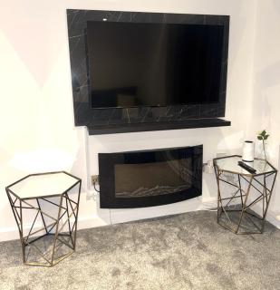 Cozy 3 Bedroom Apartment with Free Secure Car Park - 4