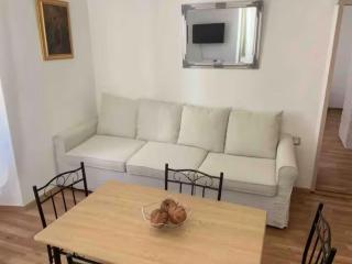 Apartment old town-Novigrad 20 m from the sea - One bedroom Apartment - 4