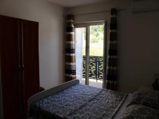 Apartments Jozo Ba ka Voda - One Bedroom Apartment with Balcony and Mountain View - 3
