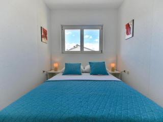 Two Bedroom Apartment with Terrace and Pool - 6
