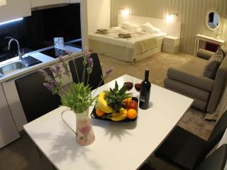 Miracle Apartments Split - Classic Studio Apartment - Split - 5