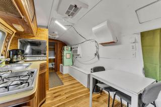 Silver Satr Airstream - Private Hill Country Retreat - 6