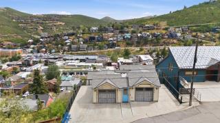 Side-by-Side Homes Multi-level with Views Ski Trail - 0