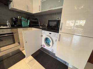 Elegant apartment with sea access, swimming pools and parking - 8