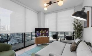 Modern 2BR Downtown Rooftop Premium Amenities - 8
