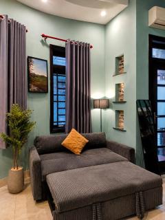 AA Home 101 - căn hộ có gác lửng, gần sân golf, sân bay - 1