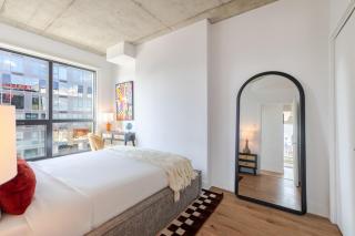 Elegant Montréal Retreat w Amazing views - 8
