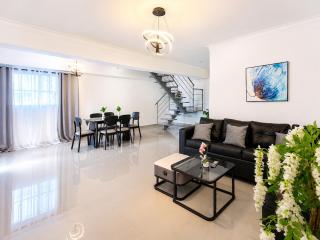 Hermoso penthouse con vista al mar de 3 habitaciones y 3 parqueos a 10 minutos del aeropuerto - 0