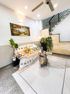 Lovely 2BR House in D1 Spacious Comfortable - 9