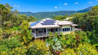 Tranquillity - Poolside Sanctuary & Rainforest Views - 6