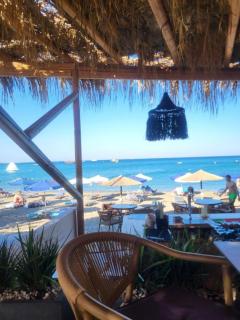 Celivine Seaside Residence - 8