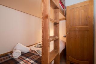 Le Cristal GM11 Mountain View, Pool, Private Sauna & Parking - Happy Rentals - 3