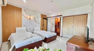 Century Grand Hotel - 1