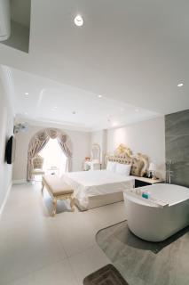 Nhật Tân Red River Hotel- Đông Anh - 4