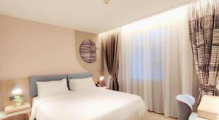 Home Inn Neo Leshan Central Food Street - 3