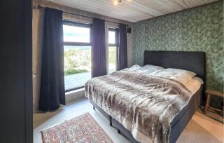 Gorgeous Home In Vinje With Wifi - 5