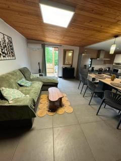 MayLodge - 6
