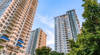 Abreeza Place Private Residential Apartments l Central Davao l Next to Ayala Mall l Fast Wifi l Managed by Bleuspace - 6