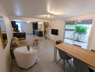 Appartement T3 avec jacuzzi et terrasse privée - Saint-Pierre - 6